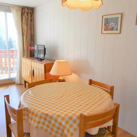 Confortable Pour 4 Pers., Ideal Famille, Pres Des Pistes - Fr-1-516-37 Apartment